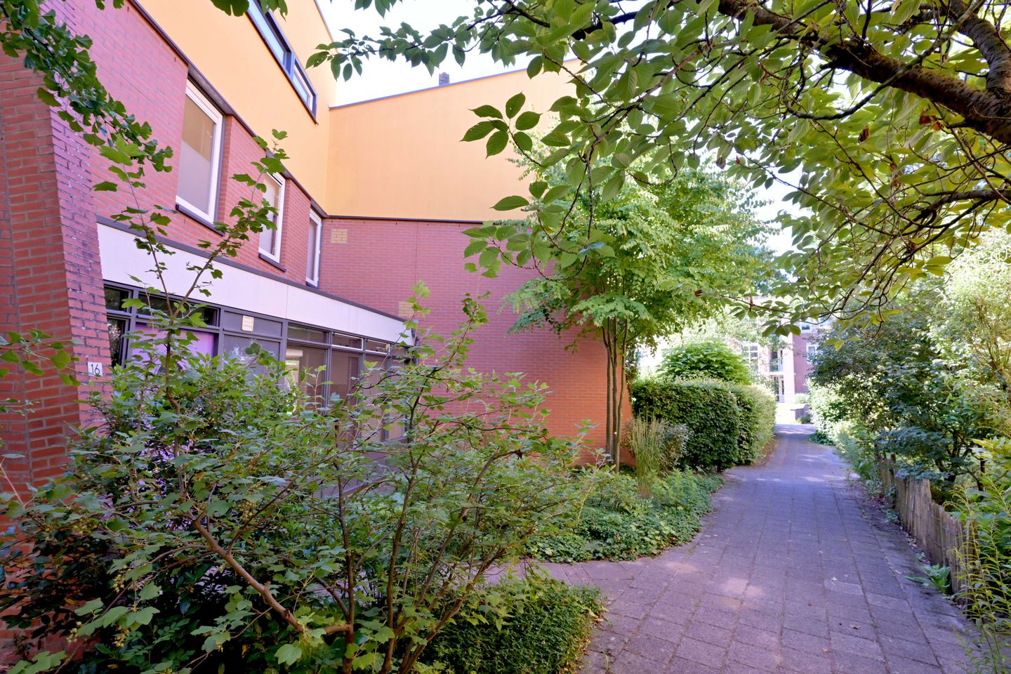 Photo 4 of Godebaldstraat 16