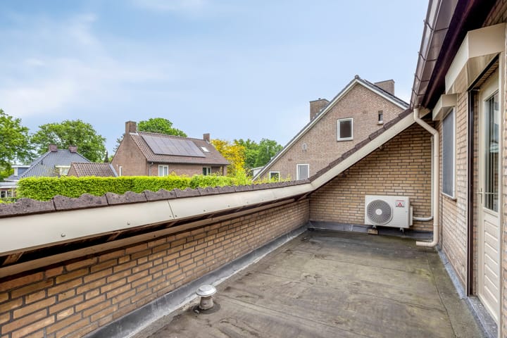 Photo 29 of Amathasstraat 7