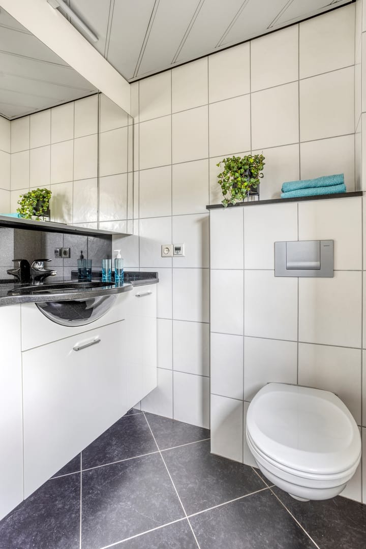 Photo 30 of Amathasstraat 7