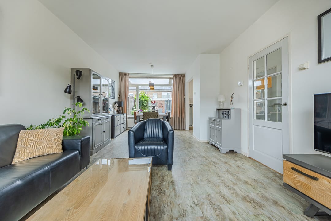 Foto 11 van Esdoornstraat 15