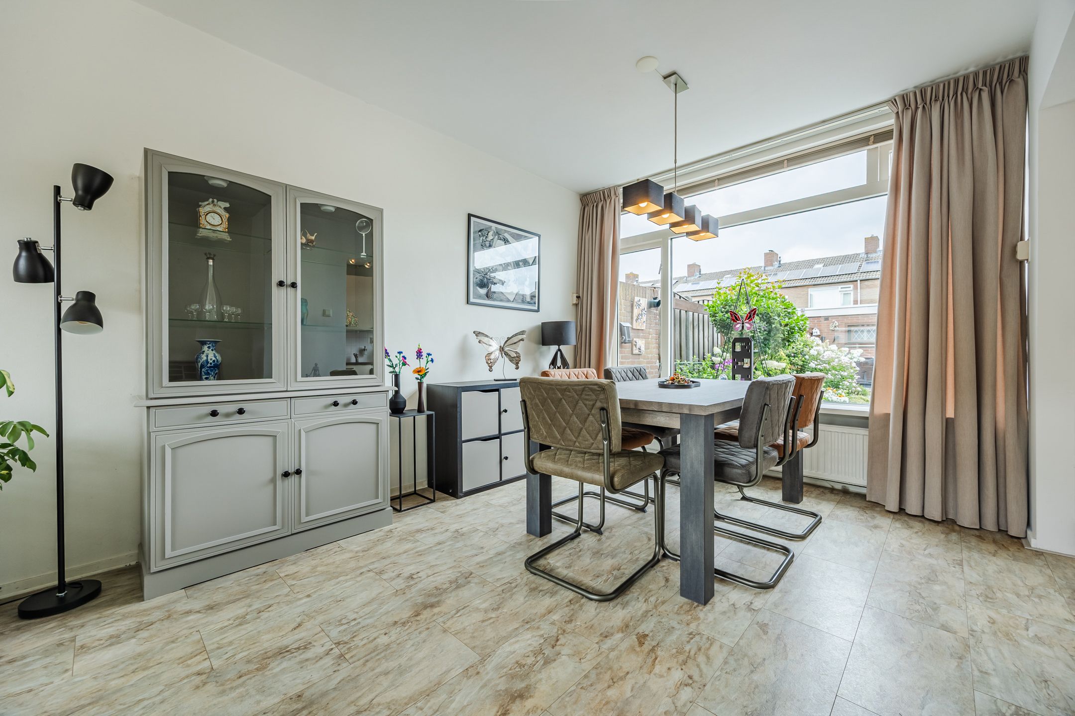 Foto 12 van Esdoornstraat 15