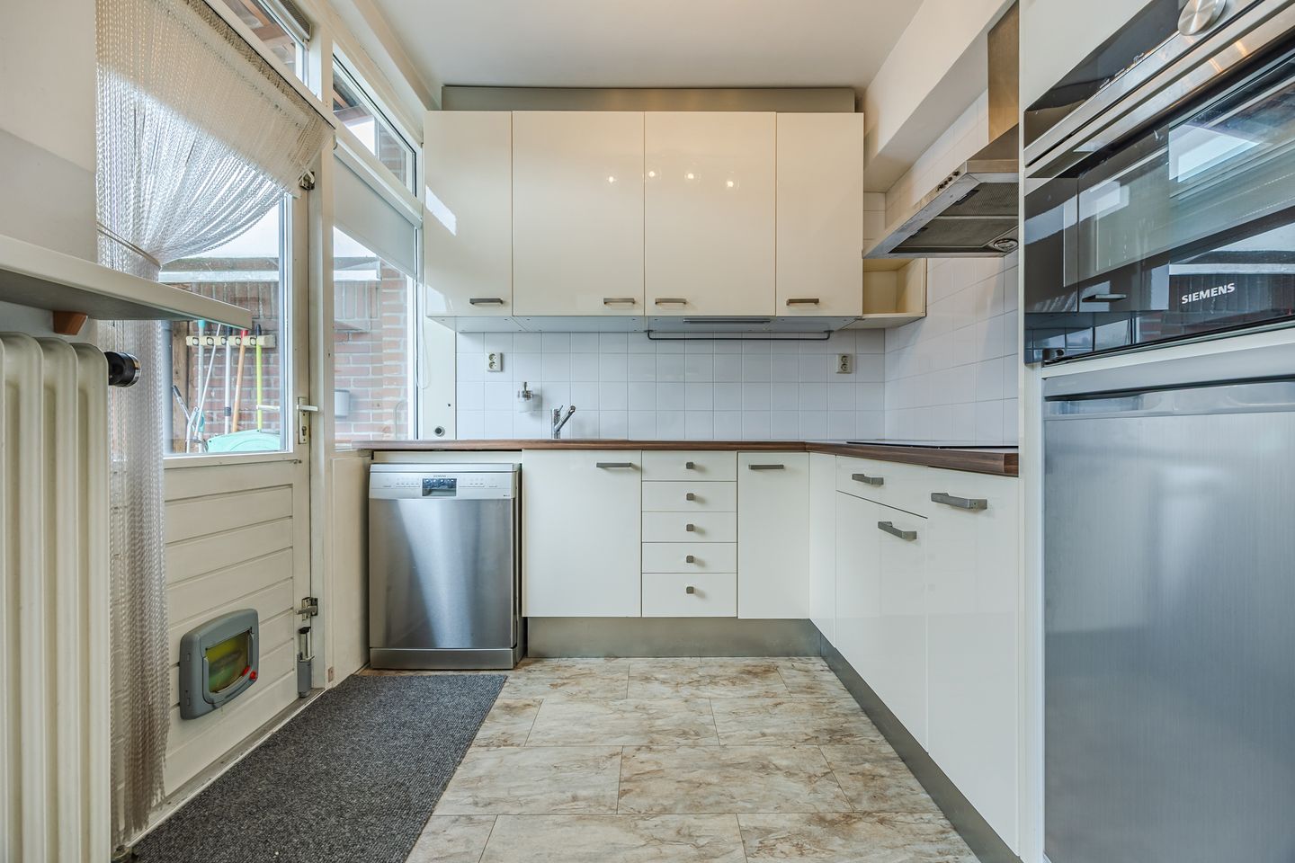 Foto 14 van Esdoornstraat 15