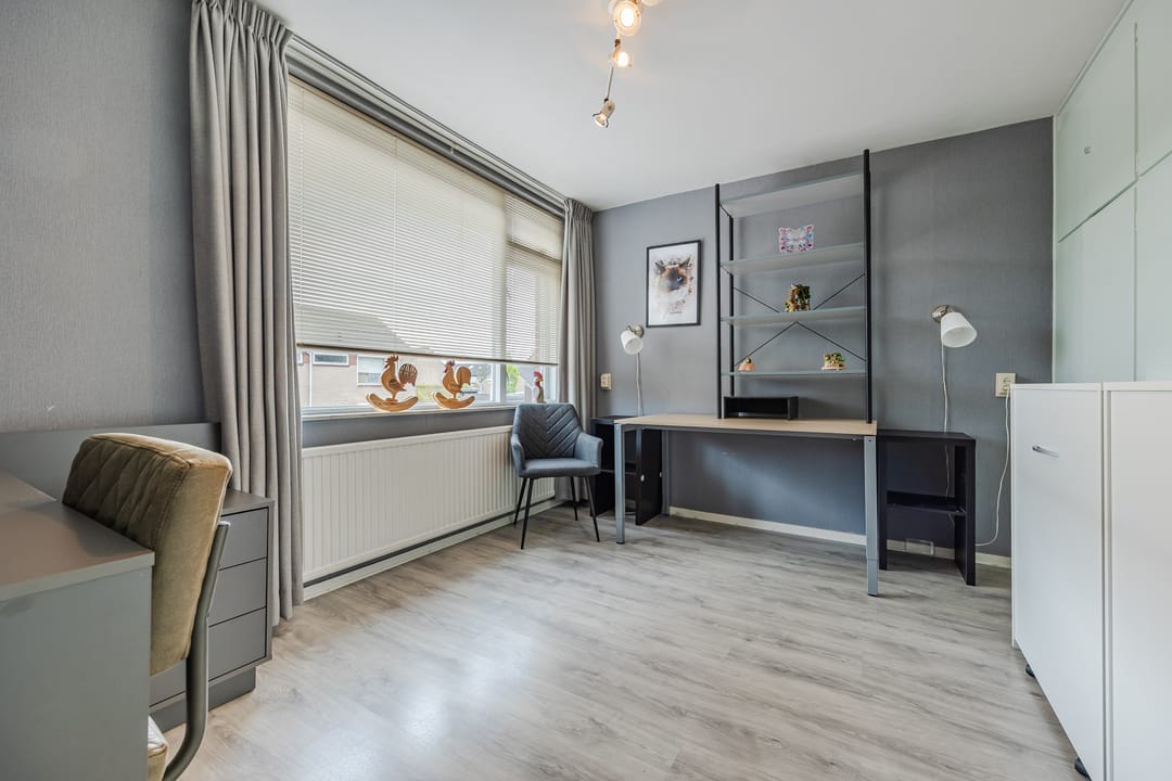 Foto 23 van Esdoornstraat 15