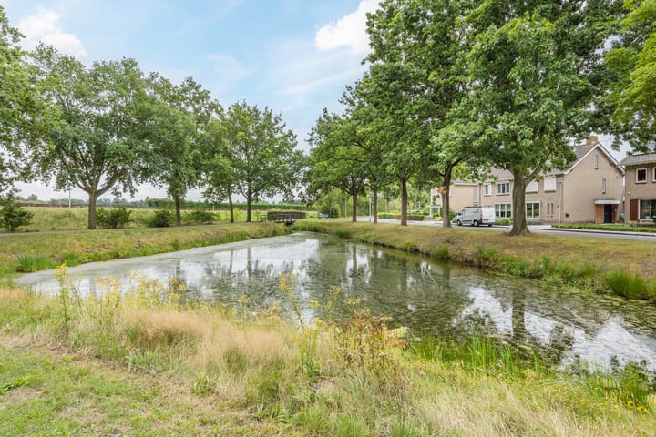 Foto 45 van Esdoornstraat 15