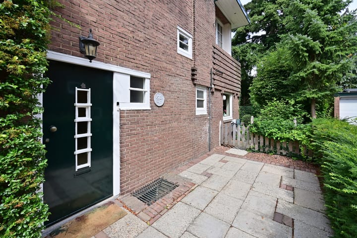 Foto 21 van Celebeslaan 14