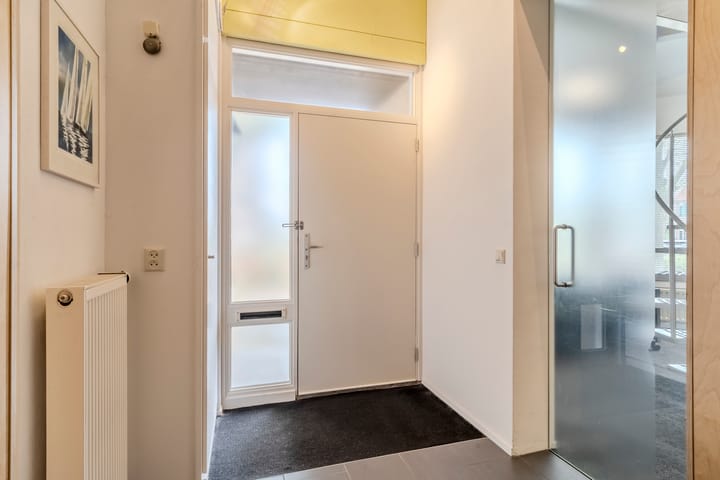 Photo 5 of Albert Schweitzerlaan 6