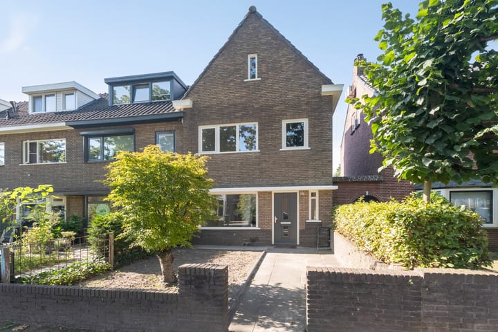 Photo 1 of Liesbosstraat 37