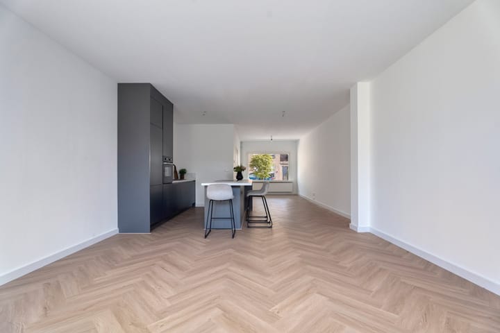 Photo 10 of Liesbosstraat 37