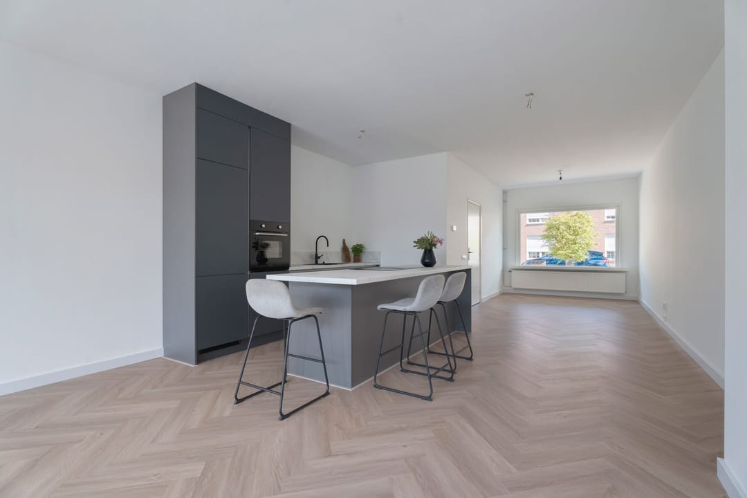 Photo 11 of Liesbosstraat 37