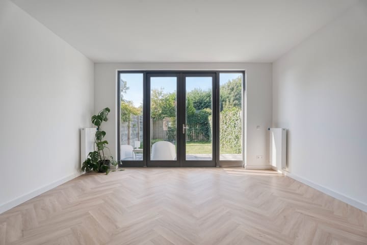 Photo 18 of Liesbosstraat 37