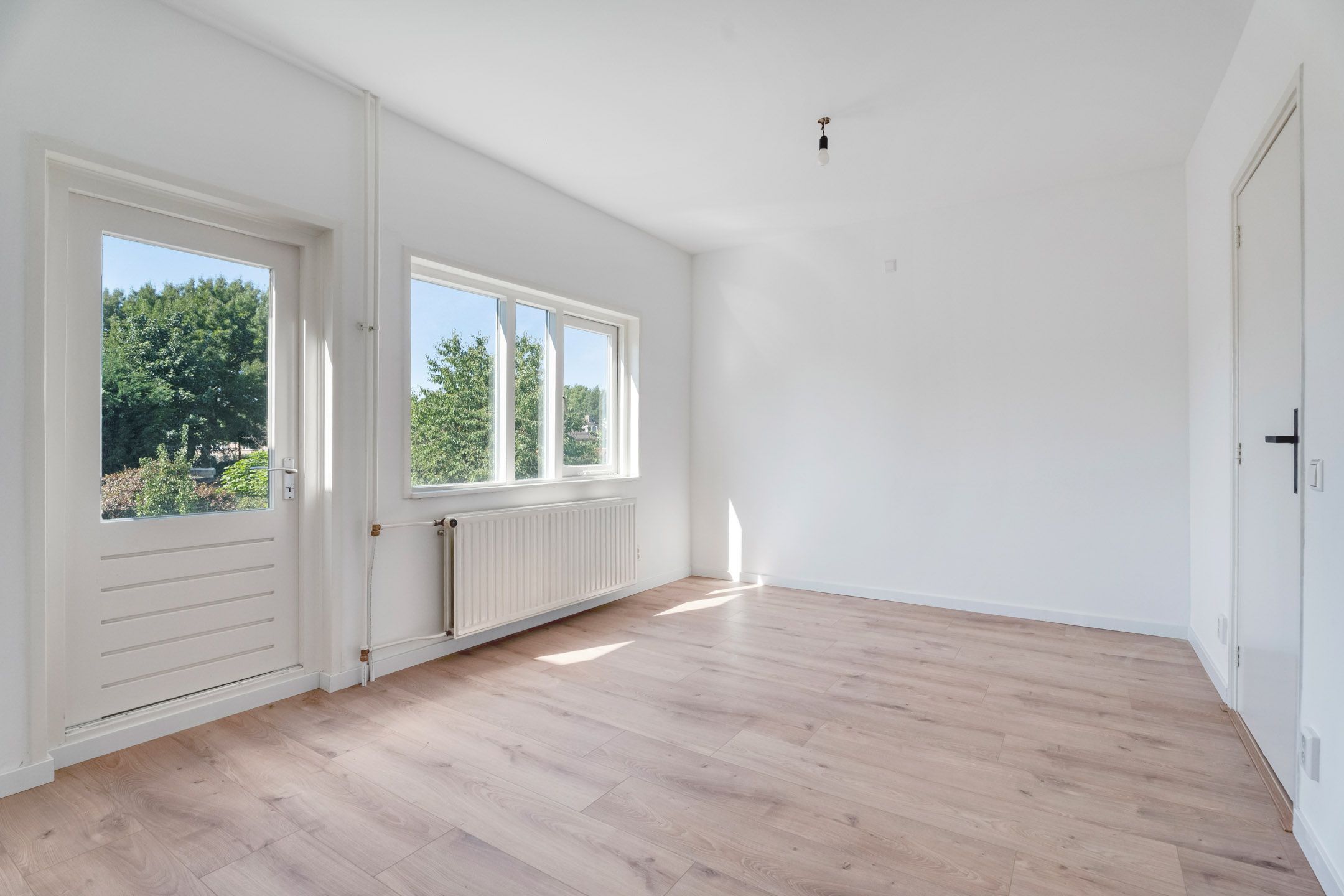 Photo 24 of Liesbosstraat 37