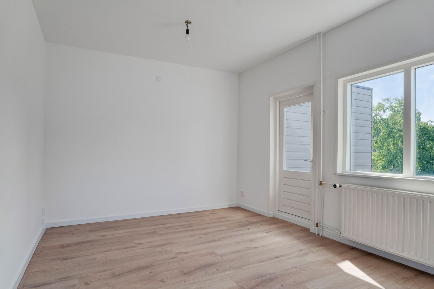 Photo 25 of Liesbosstraat 37