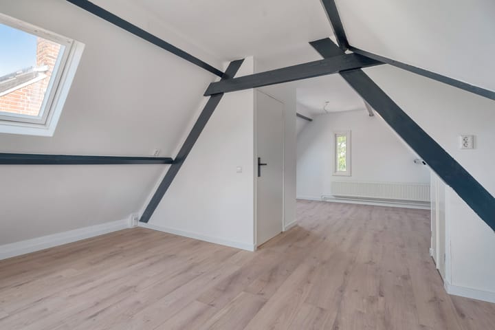 Photo 28 of Liesbosstraat 37