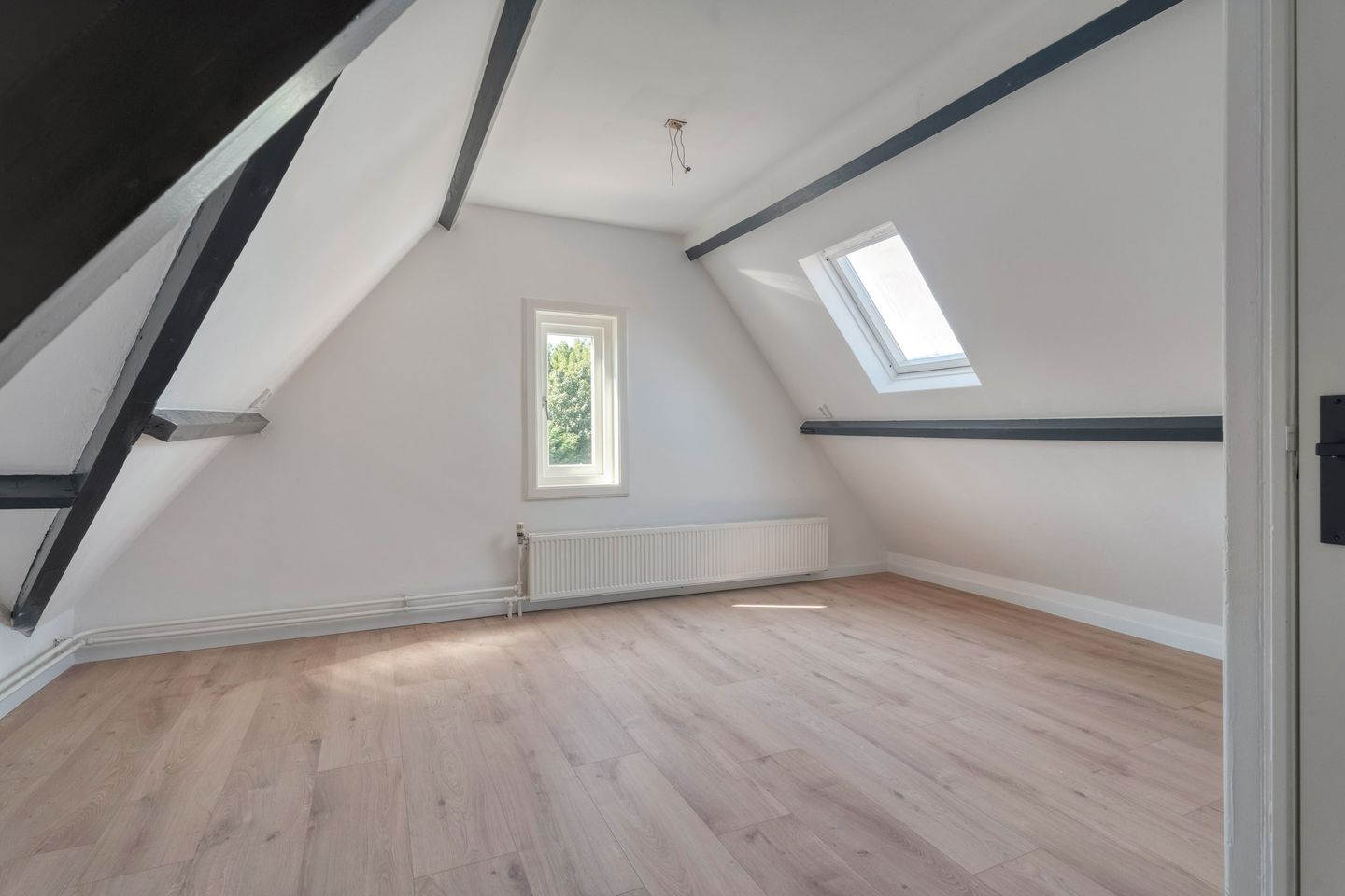 Photo 29 of Liesbosstraat 37