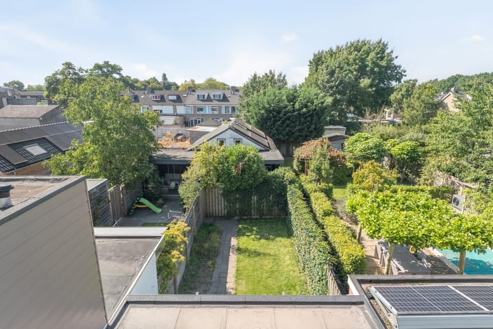 Photo 34 of Liesbosstraat 37