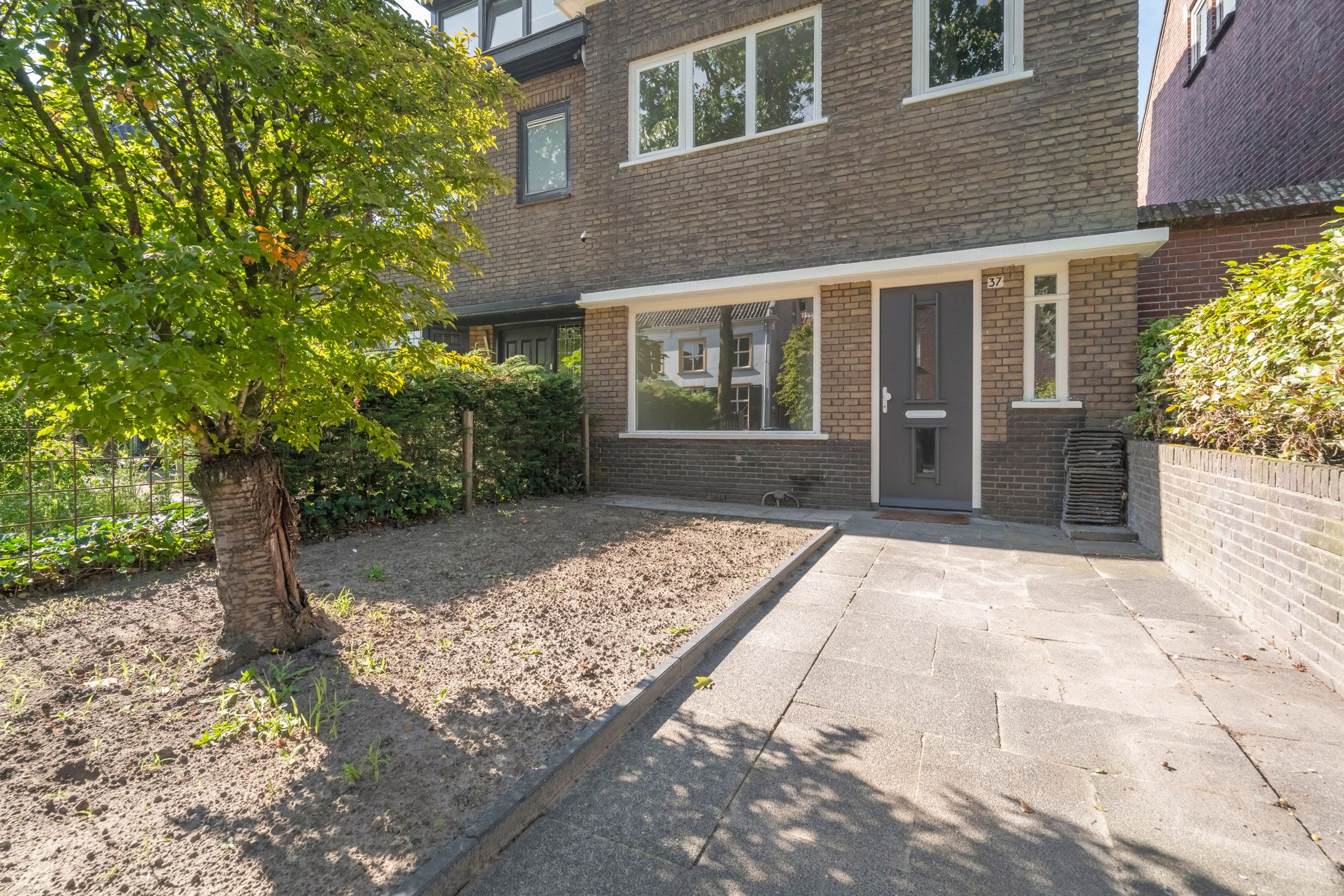 Photo 36 of Liesbosstraat 37