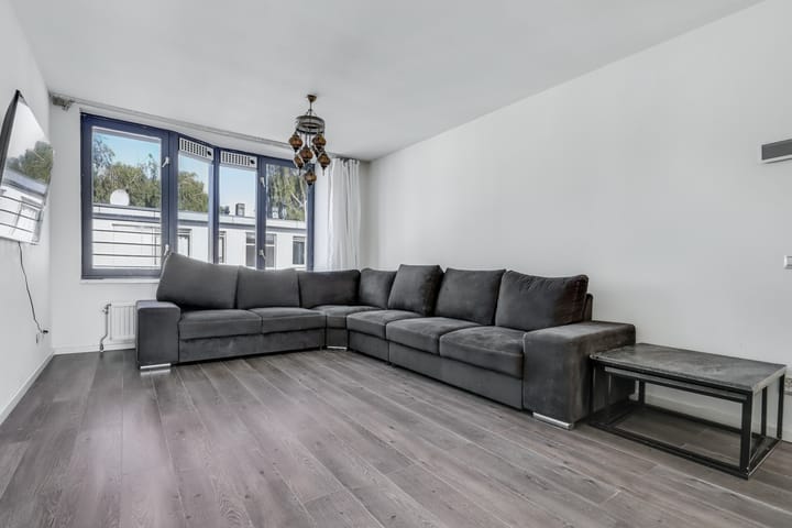 Photo 2 of Belgischestraat 16-B