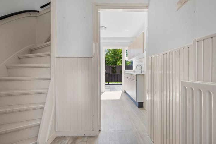 Foto 6 van Alberdingk Thijmstraat 2