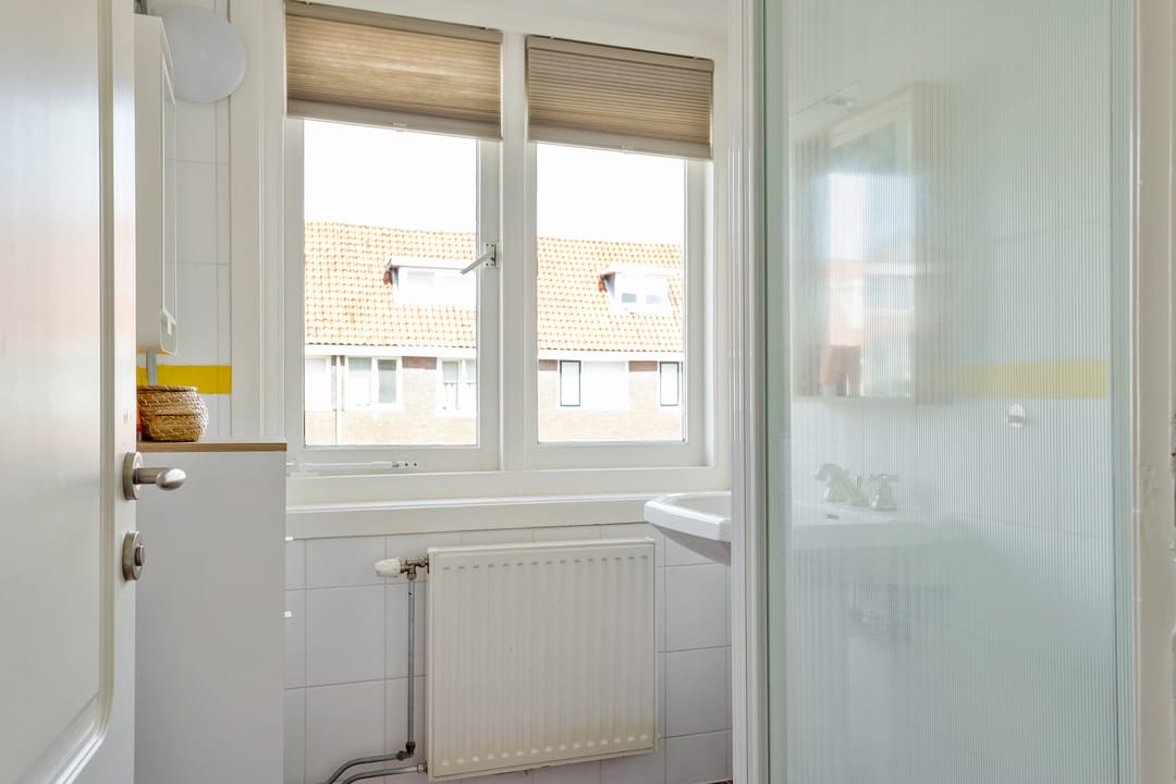 Photo 22 of Sweder van Zuylenweg 37