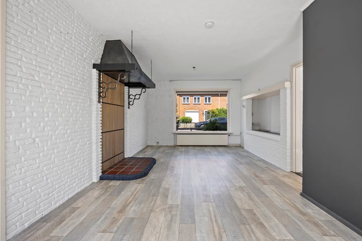 Foto 10 van Alberdingk Thijmstraat 2