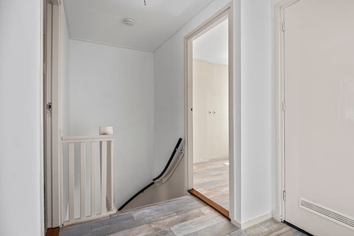 Foto 16 van Alberdingk Thijmstraat 2