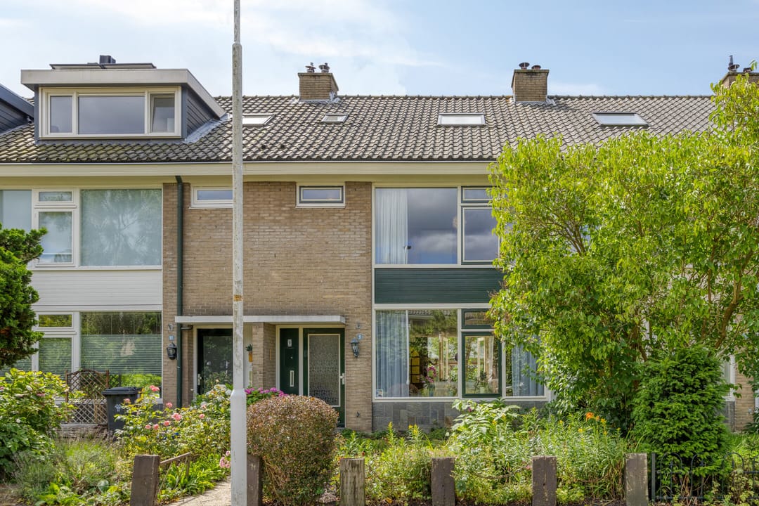 Foto 1 van Ernst Casimirstraat 9