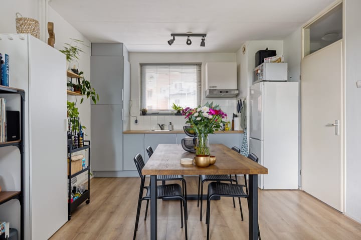 Foto 3 van Valkenstraat 11