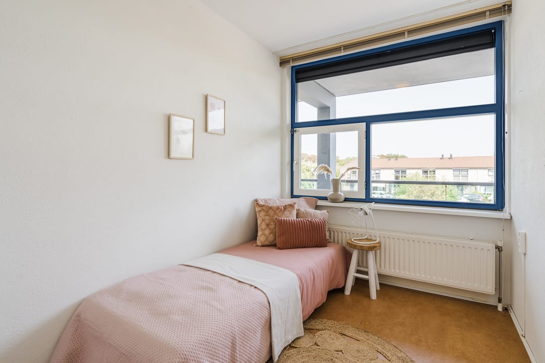 Photo 16 of Korhoenstraat 63