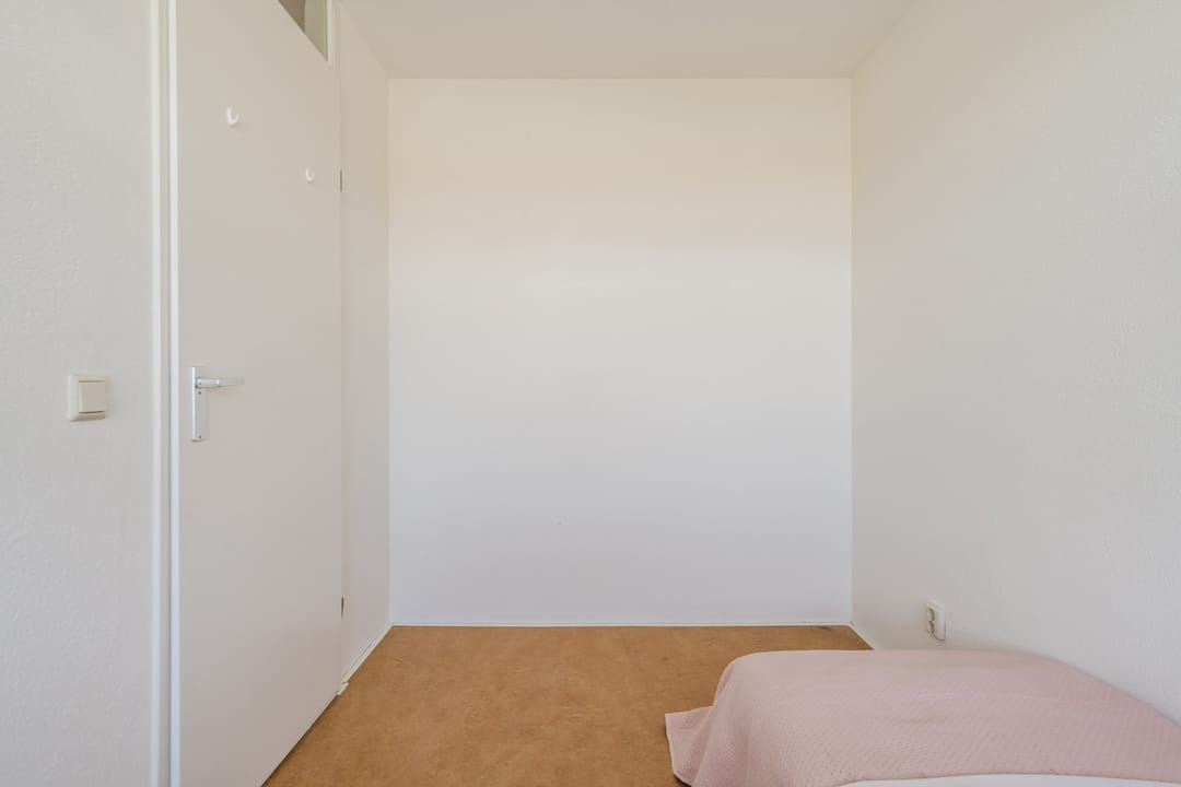 Photo 17 of Korhoenstraat 63