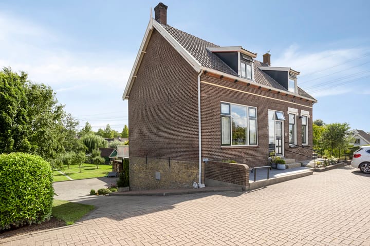 Photo 2 of Lekdijk 323