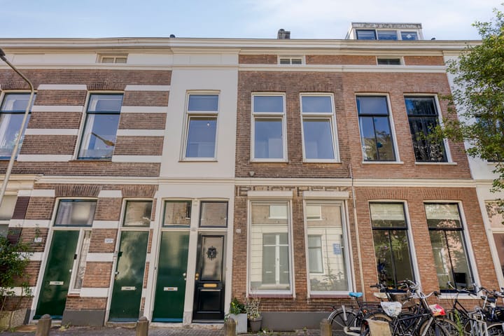 Photo 4 of Nijhoffstraat 151