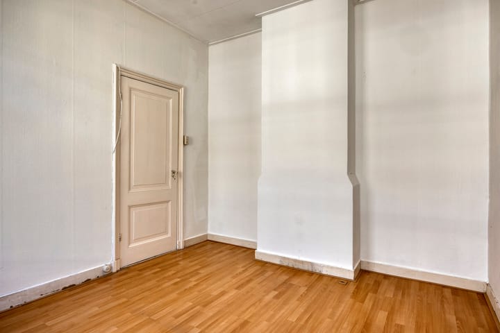 Photo 20 of Nijhoffstraat 151