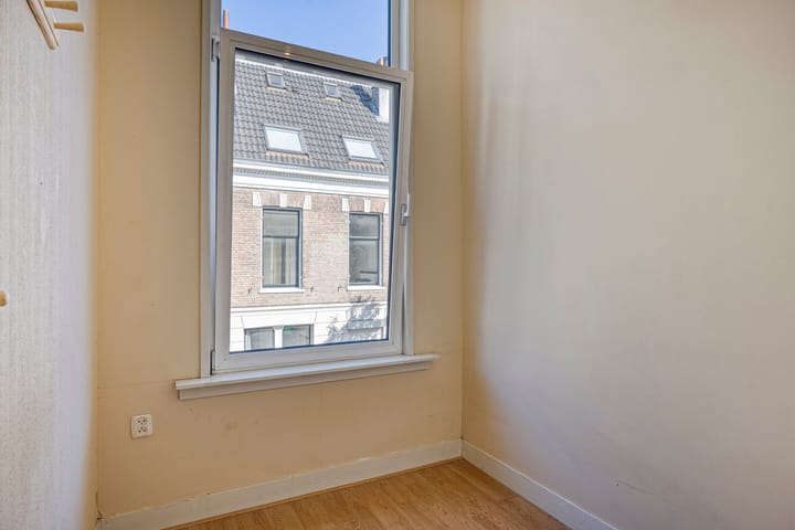 Photo 21 of Nijhoffstraat 151