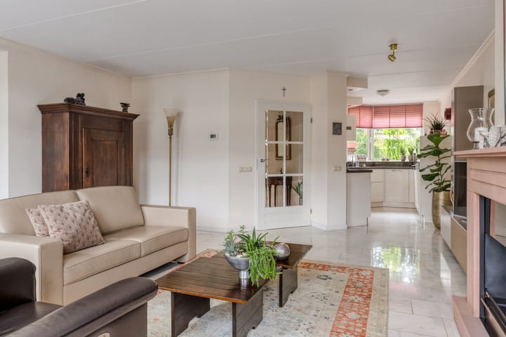 Foto 18 van Van Foreestlaan 23