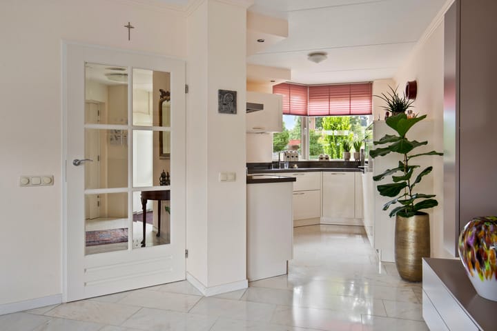 Foto 19 van Van Foreestlaan 23