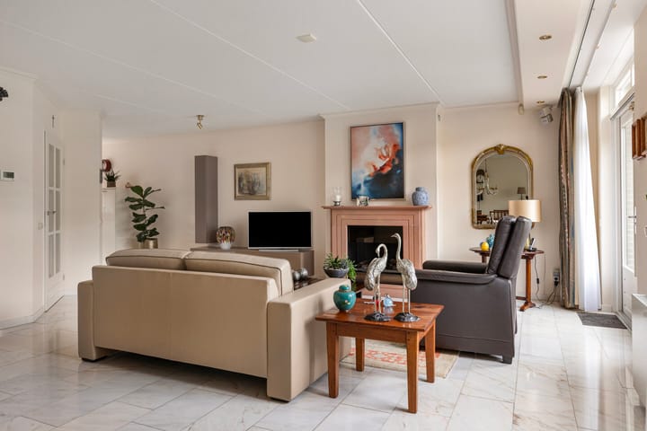 Foto 17 van Van Foreestlaan 23