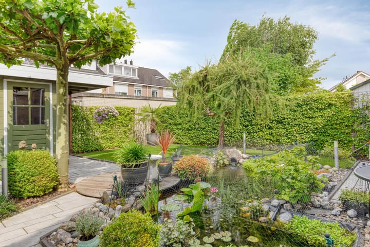 Foto 25 van Van Foreestlaan 23