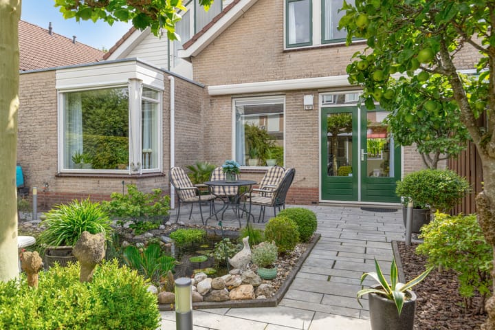 Foto 27 van Van Foreestlaan 23