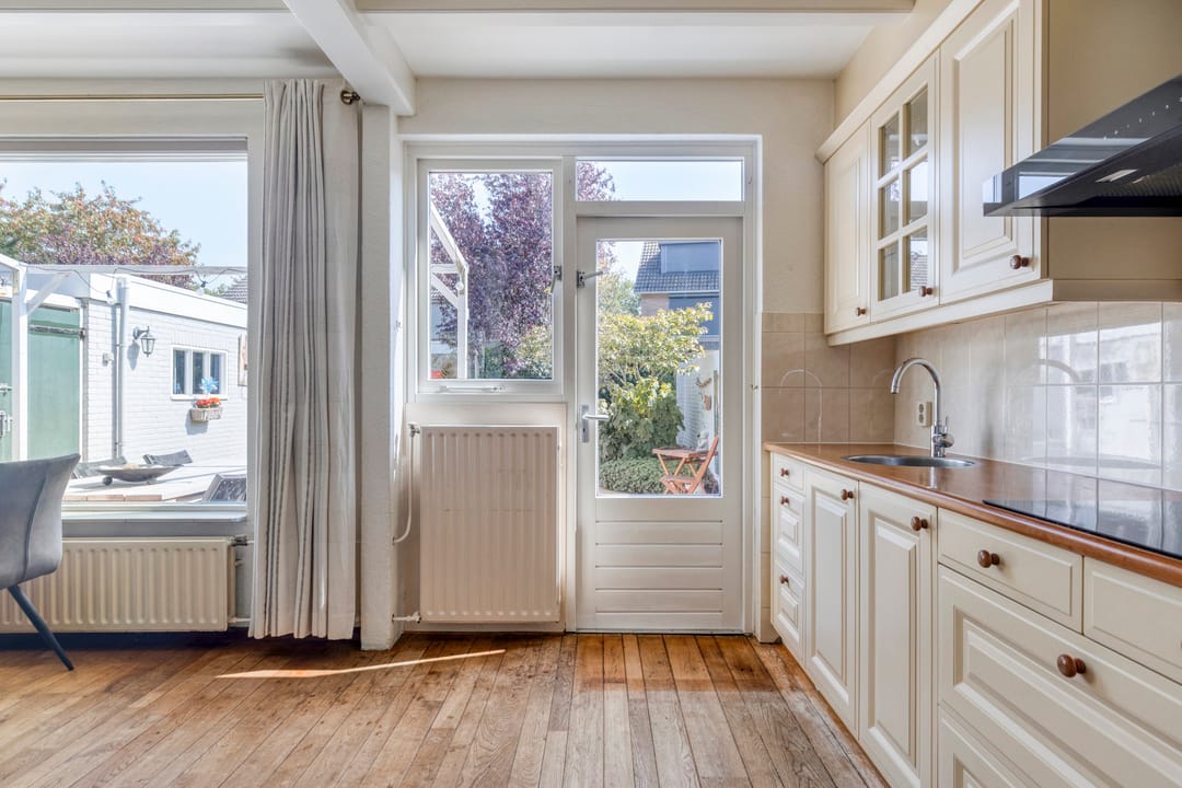 Foto 7 van Kamillestraat 21