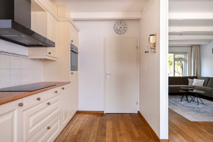 Foto 8 van Kamillestraat 21