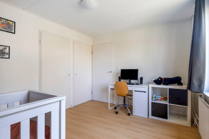 Foto 13 van Kamillestraat 21