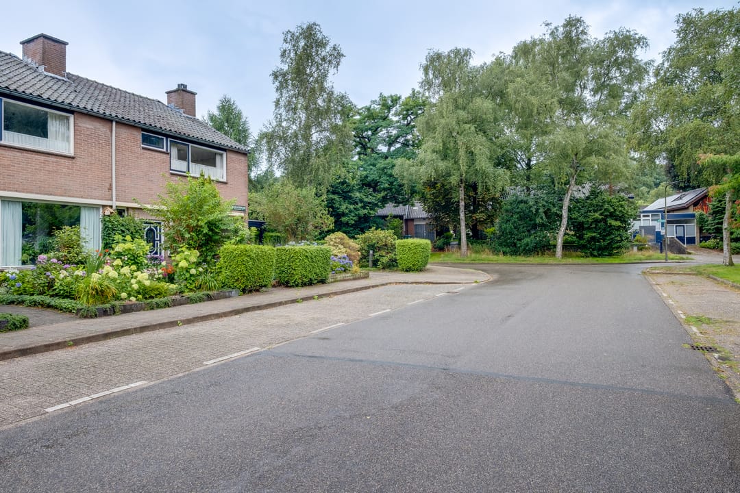 Photo 26 of Willem de Feschlaan 2