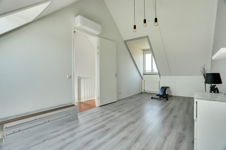 Foto 21 van Kerkmuur 1