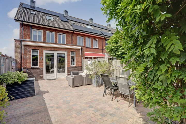 Foto 25 van Kerkmuur 1