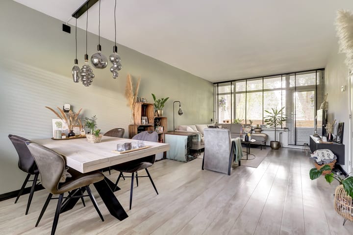 Photo 3 of Jhr. Van Karnebeekweg 32