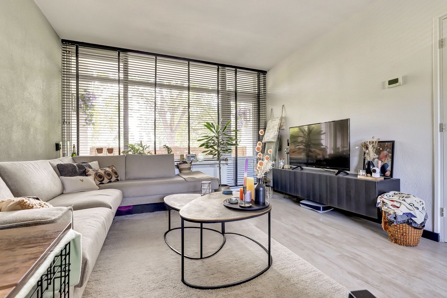 Photo 5 of Jhr. Van Karnebeekweg 32