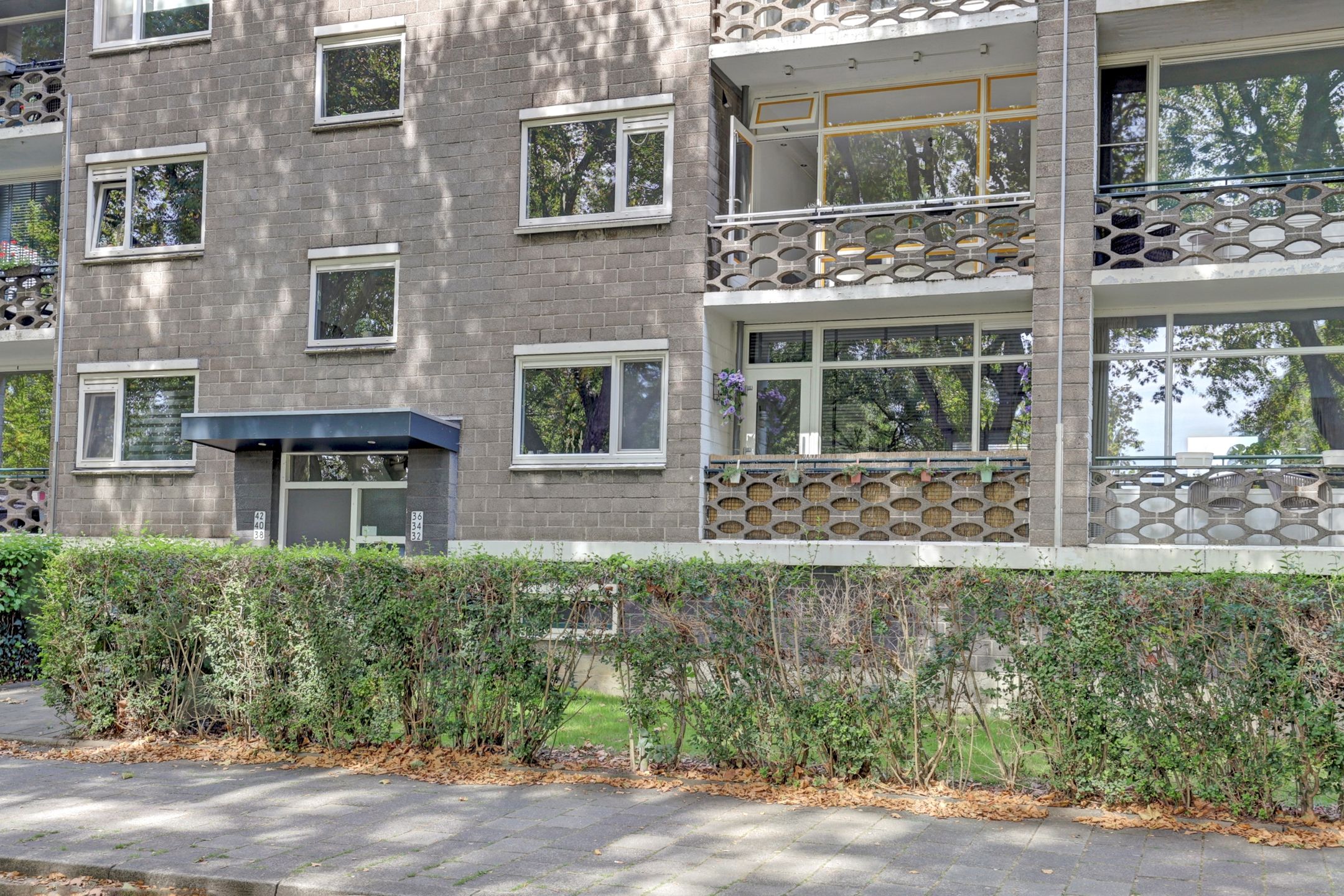 Photo 21 of Jhr. Van Karnebeekweg 32