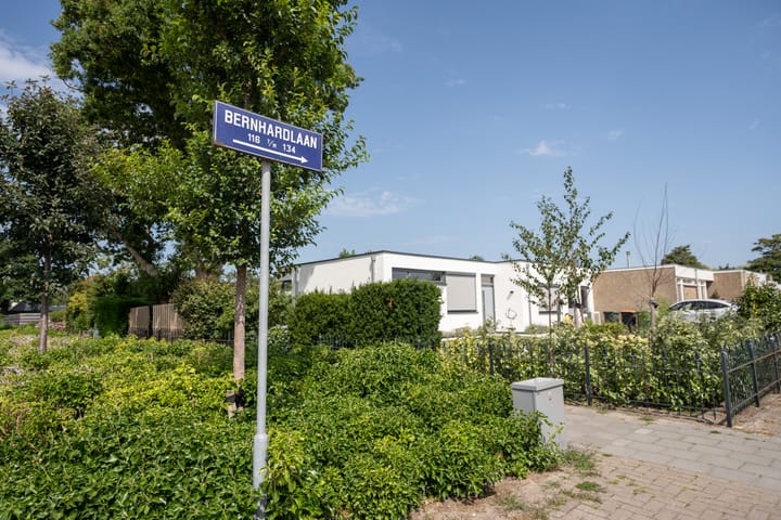 Foto 2 van Bernhardlaan 126