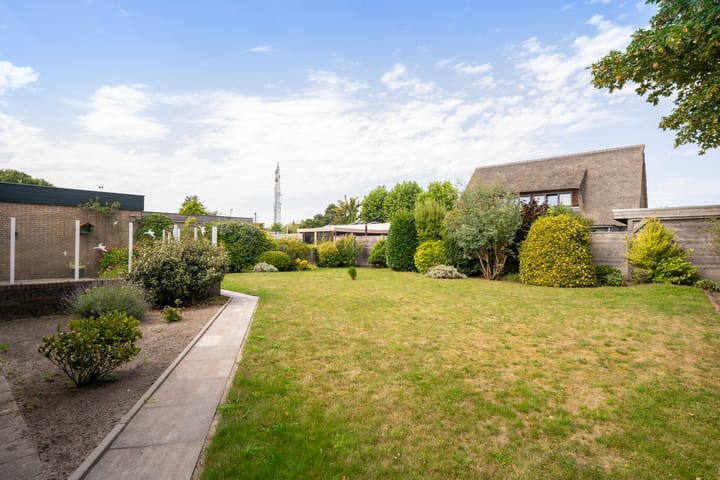 Foto 42 van Bernhardlaan 126