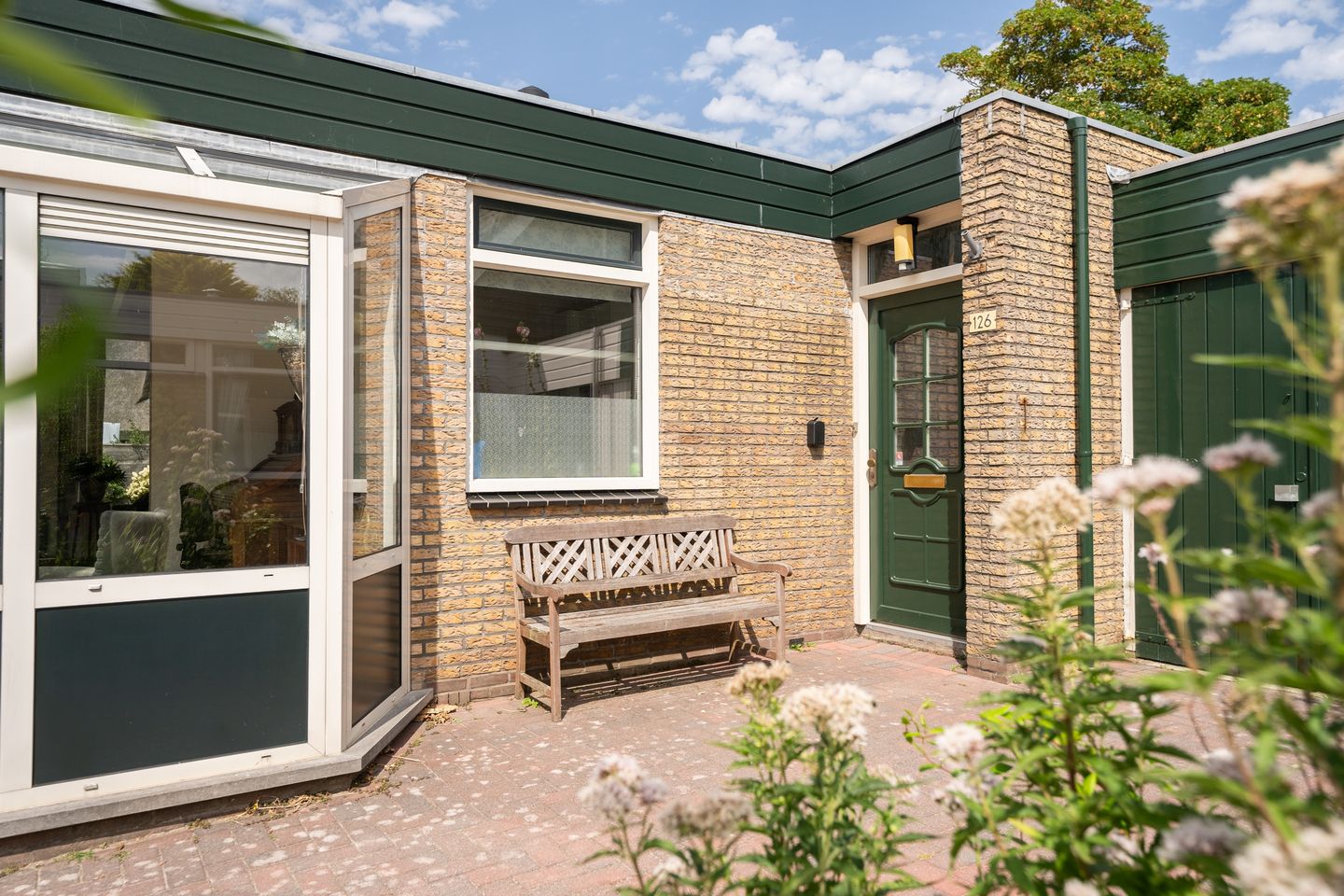 Foto 49 van Bernhardlaan 126